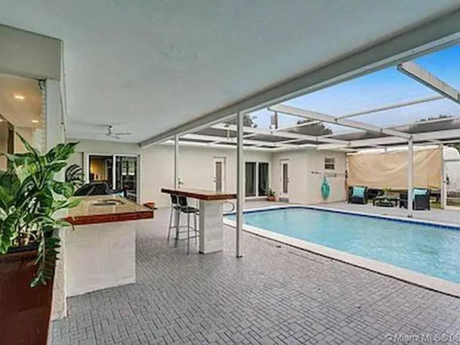 ハリウッド Pool Vacationヴィラ エクステリア 写真