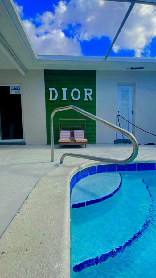 ハリウッド Pool Vacationヴィラ エクステリア 写真